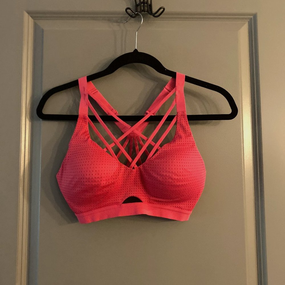 VSX Sport, Women's Sports Bra, Size 32D, Hot Pink